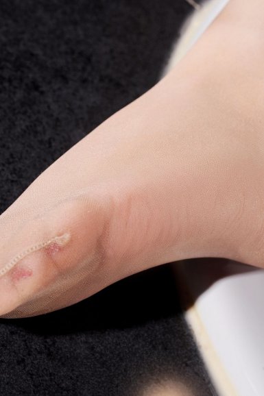 足球直播分析|周笔畅转型“温和”导师，《下一站传奇》学员自弹自唱被邓紫棋称赞